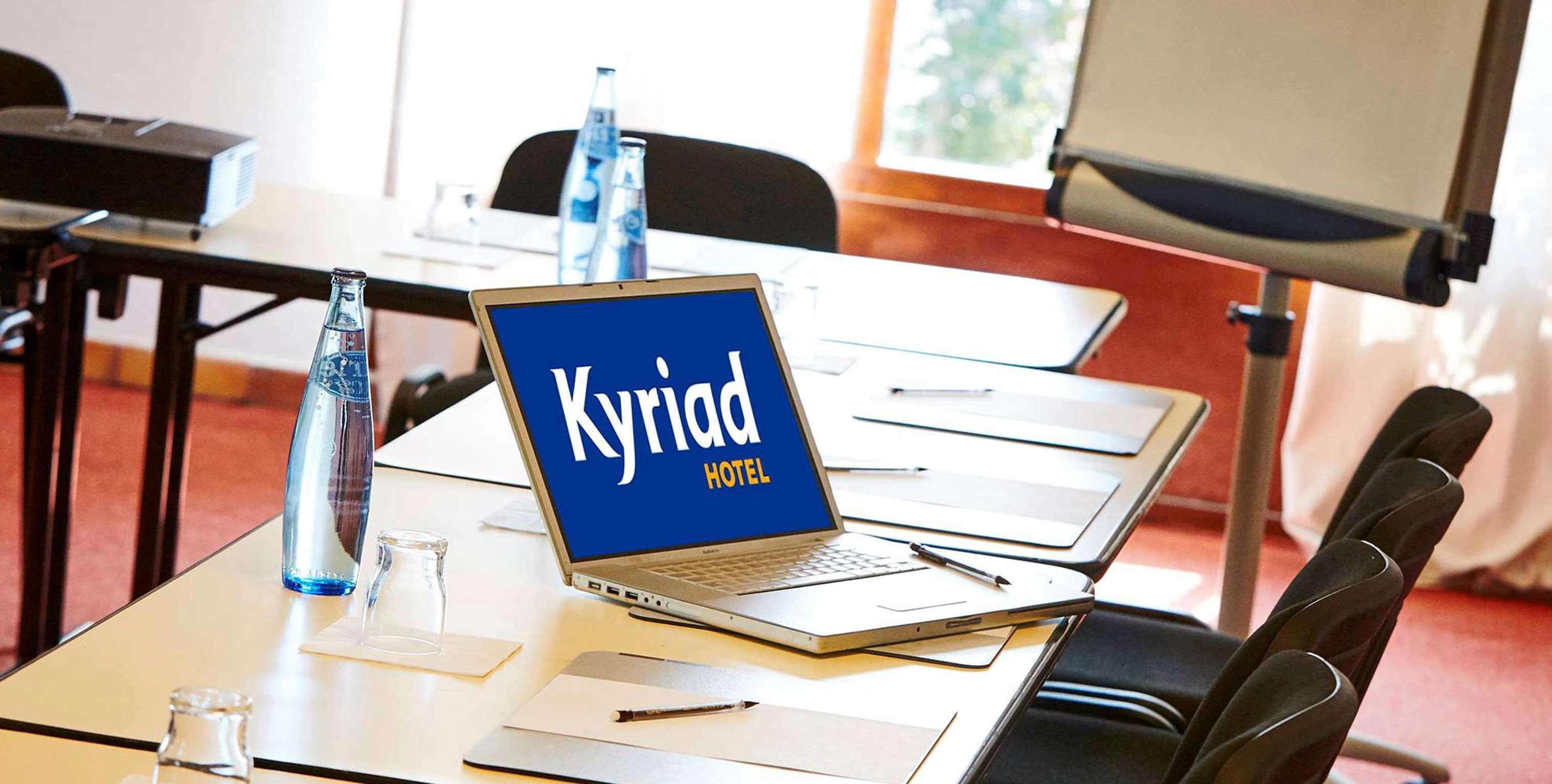 Kyriad Nimes Ouest A9 Exterior photo